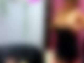 Live cam show with Lisa-Rios - Middle Aged on Camsoda