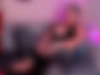 Live cam show with sheyla Hills - Femdom on sexylivex.com