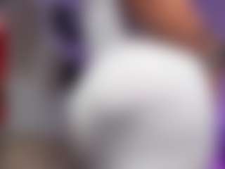 Live cam show with sheyla Hills - Oil on Mixed Magazine Live