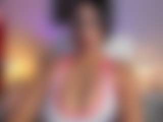 Live cam show with sheyla Hills - Chubby on Camming Site