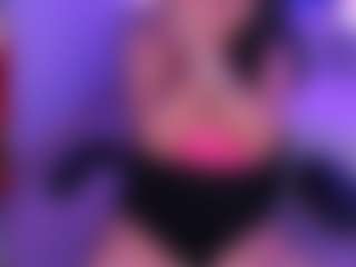 Live cam show with sheyla Hills - Chubby on infinitiblacc.com