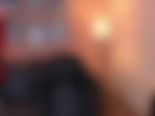 Live cam show with sheyla Hills - Handjob on CamClone