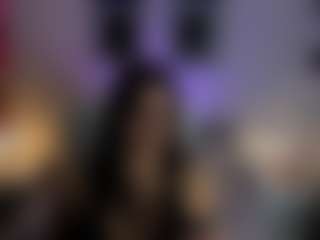 Live cam show with sheyla Hills - Chubby on Camsoda