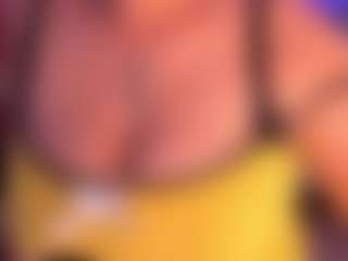 Live cam show with sheyla Hills - Big Tits on Camsoda
