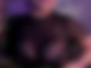 Live cam show with sheyla Hills - Chubby on Camsoda