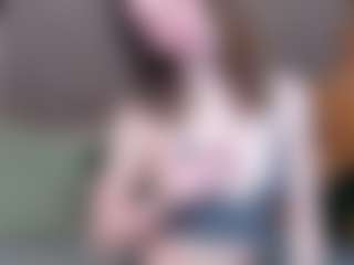 Live cam show with SunnyBrighton - Student on Milfs Live