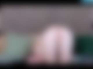 Live cam show with SunnyBrighton - Granny on CamClone