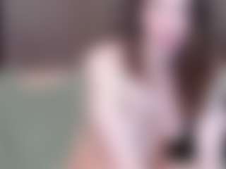 Live cam show with SunnyBrighton - Granny Petite on Camming Site