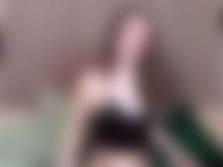 Live cam show with SunnyBrighton - Granny Brown Hair on Latina Girls