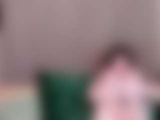 Live cam show with SunnyBrighton - Granny Petite on Camsoda
