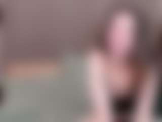 Live cam show with SunnyBrighton - Granny Brown Hair on Camsoda