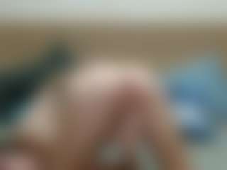 Live cam show with SunnyBrighton - Butt Plug on fapnchat