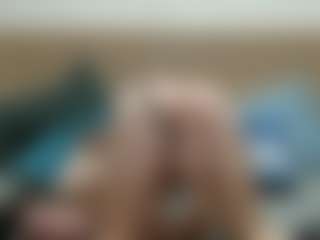 Live cam show with SunnyBrighton - Granny Squirt on Big Tits