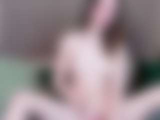 Live cam show with SunnyBrighton - Granny Brown Hair on thefappeningchat.com