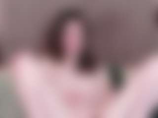 Live cam show with SunnyBrighton - Student on Uber Horny