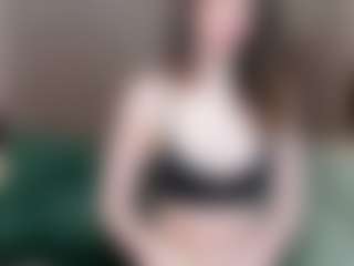 Live cam show with SunnyBrighton - Granny Squirt on madthumbs