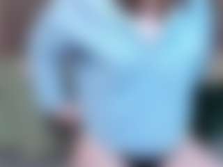 Live cam show with SunnyBrighton - Granny Petite on Gym Cam Girls