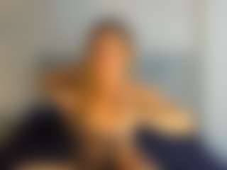 treviandance MILF webcam performer live streaming