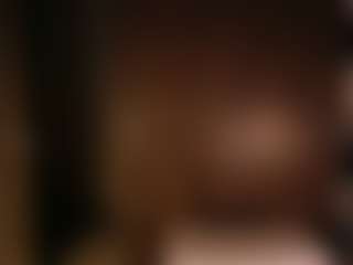 Amyharloww MILF webcam performer live streaming