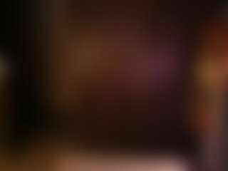 Live cam show with Amyharloww - Facial Piercings on AdultVida.com
