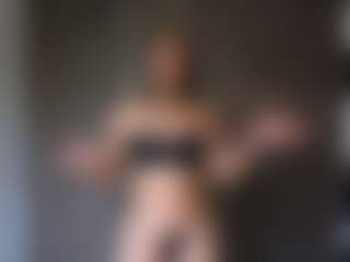 Amyharloww's Live Sex Cam Show
