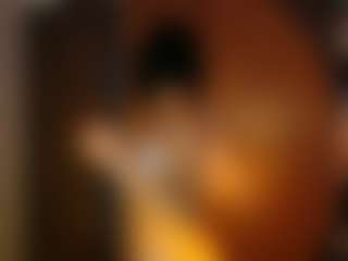 Live cam show with Amyharloww - Thong on Camming Site
