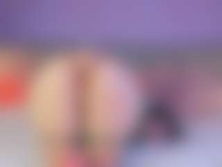 Curvy Corinne's Live Sex Cam Show