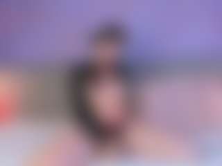 Curvy Corinne's Live Sex Cam Show