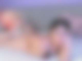 Live cam show with Curvy Corinne - Normal on xxxlivecams.org