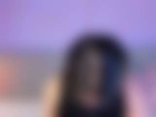 Live cam show with Curvy Corinne - Brown Hair on SpunkLive