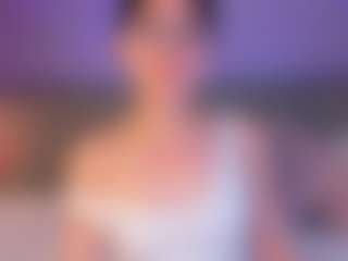 Curvy Corinne's Live Sex Cam Show