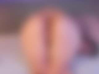 Curvy Corinne's Live Sex Cam Show
