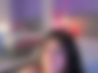 Live cam show with Curvy Corinne - Gamer Big Tits on Chatstar