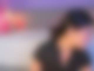 Curvy Corinne's Live Sex Cam Show