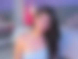 Live cam show with Curvy Corinne - Shaved Pussy Latina on AdultVida.com | colombia
