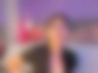 Curvy Corinne's Live Sex Cam Show