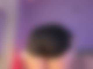 Live cam show with Curvy Corinne - Brown Hair Teen (18+) on Free Soda