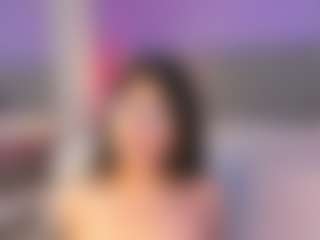 Live cam show with Curvy Corinne - White Big Ass on Camiplay Live | colombia