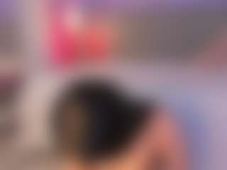 Curvy Corinne's Live Sex Cam Show