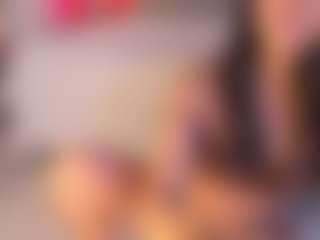 Curvy Corinne's Live Sex Cam Show