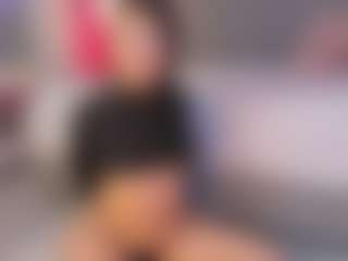 Live cam show with Curvy Corinne - Flexible on Adult Interactions