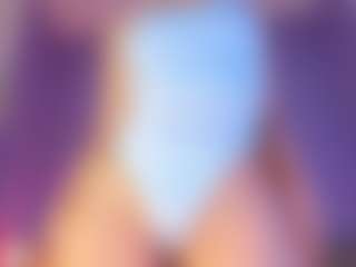 Curvy Corinne's Live Sex Cam Show
