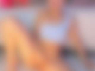 Curvy Corinne's Live Sex Cam Show