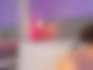 Live cam show with Curvy Corinne - Tease Toys on livesuperchat.net