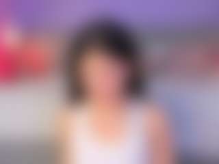 Live cam show with Curvy Corinne - Natural on camwithhim.com