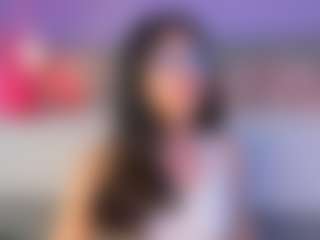 Curvy Corinne