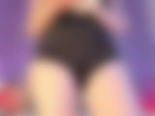 Curvy Corinne's Live Sex Cam Show