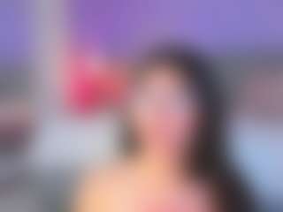 Live cam show with Curvy Corinne - Blowjob Brown Hair on fapnchat
