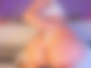 Curvy Corinne's Live Sex Cam Show