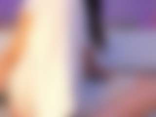 Curvy Corinne's Live Sex Cam Show